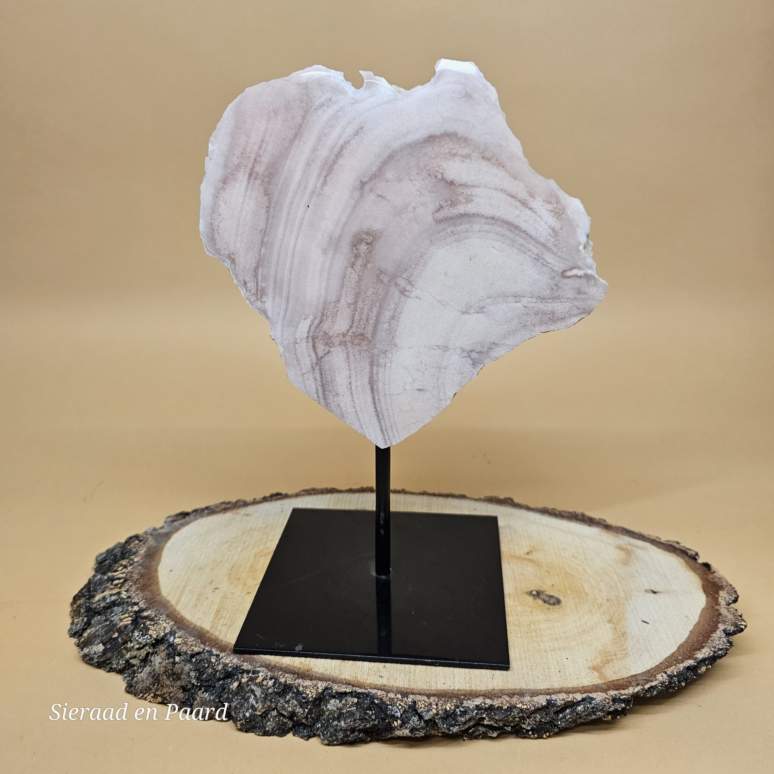 Roze Amethist op standaard