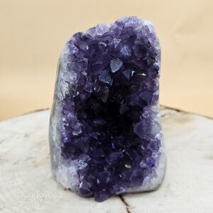 Amethist Cutbase