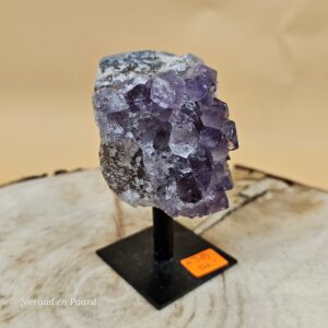 Amethist op Standaard